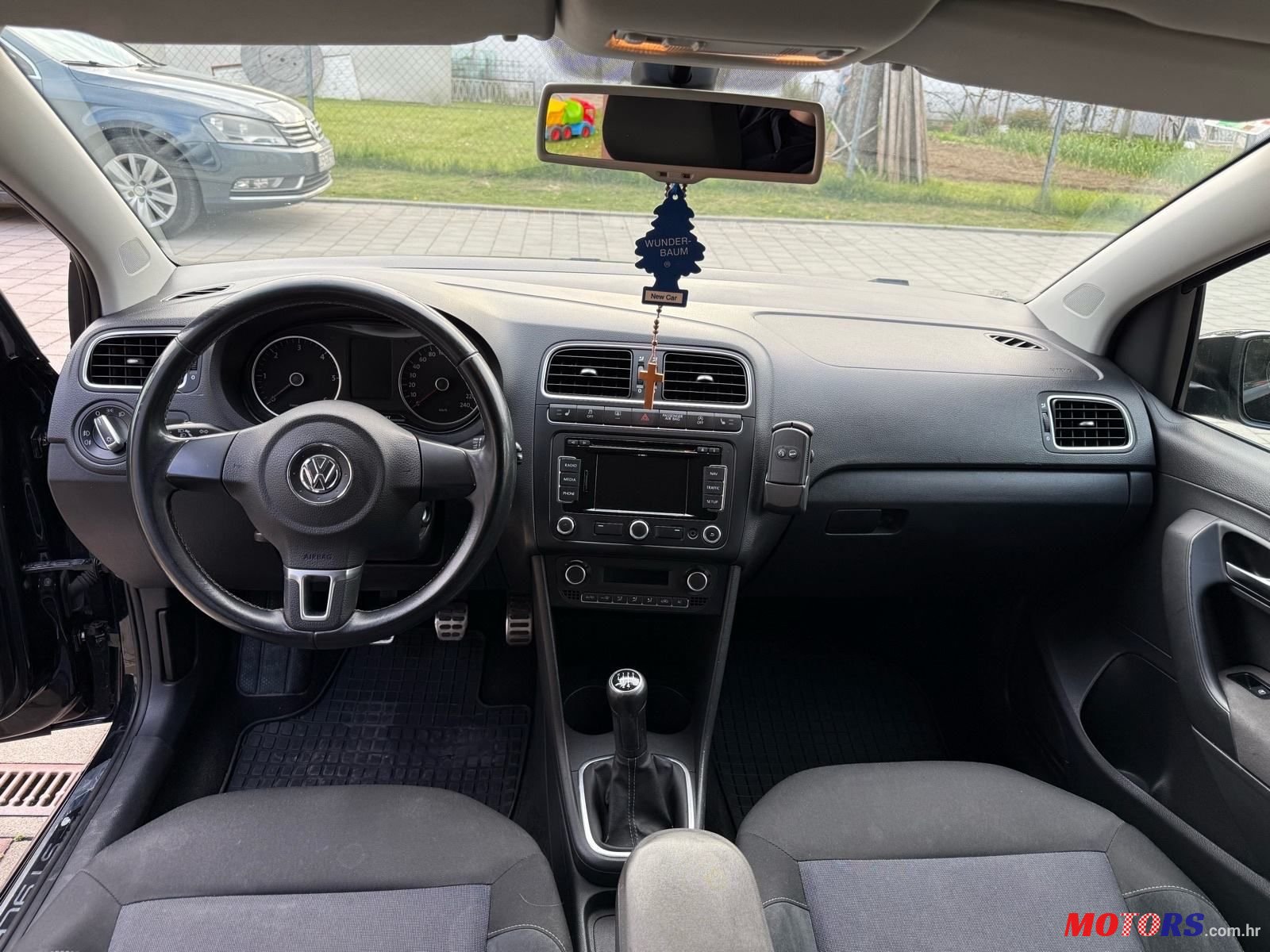 2011' Volkswagen Polo 1,6 Tdi photo #6