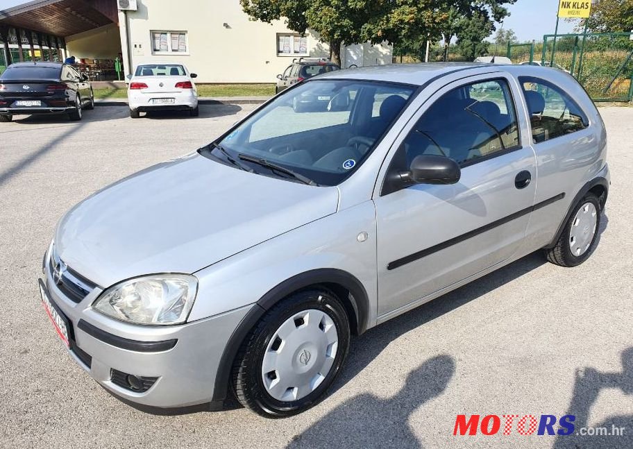 2006' Opel Corsa 1,3 Cdti photo #1