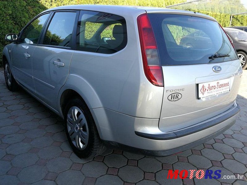 2008' Ford Focus Karavan photo #1