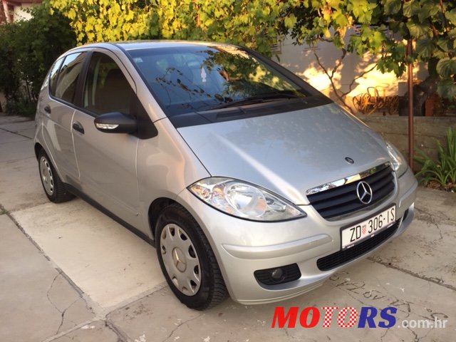 2008' Mercedes-Benz A 180 photo #1