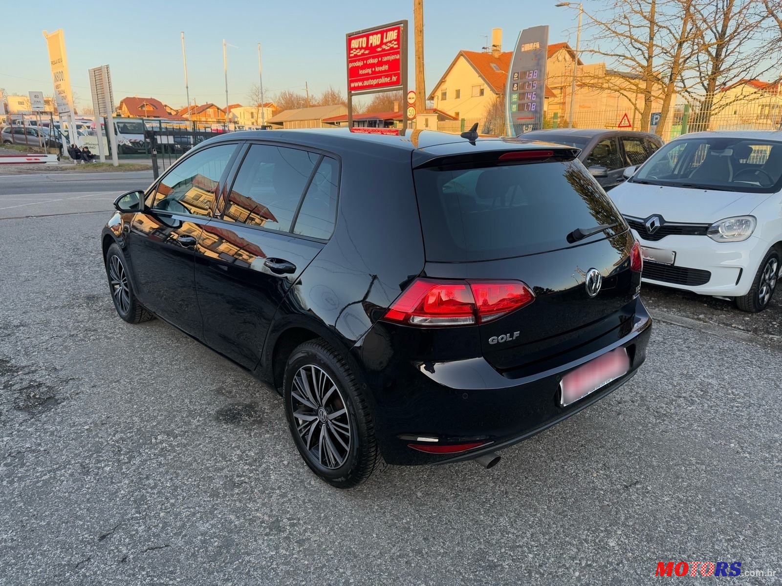 2017' Volkswagen Golf VII 1,6 Tdi Bmt photo #2