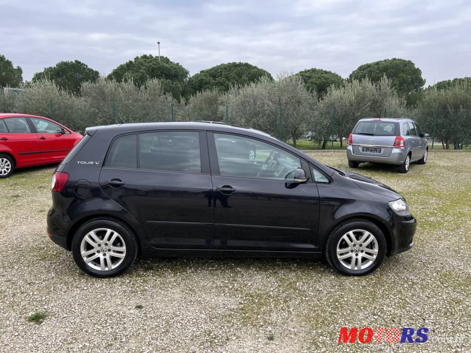 2007' Volkswagen Golf Plus photo #5