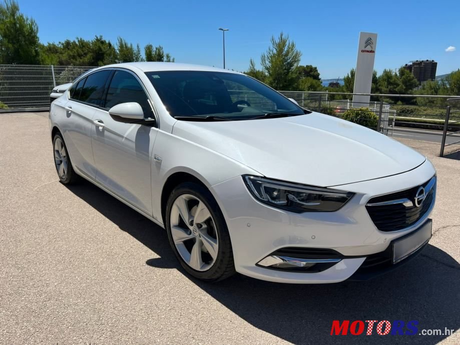 2018' Opel Insignia 2,0 photo #4