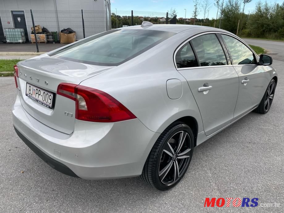 2010' Volvo S60 D3 photo #5