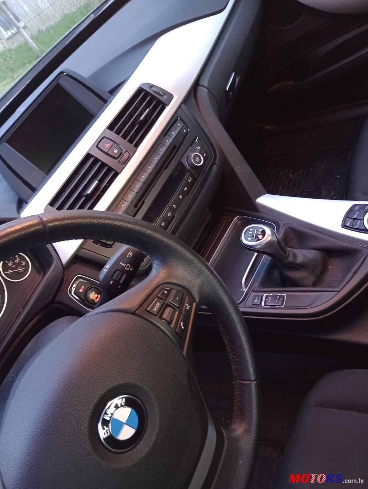 2016' BMW Serija 3 320D photo #6