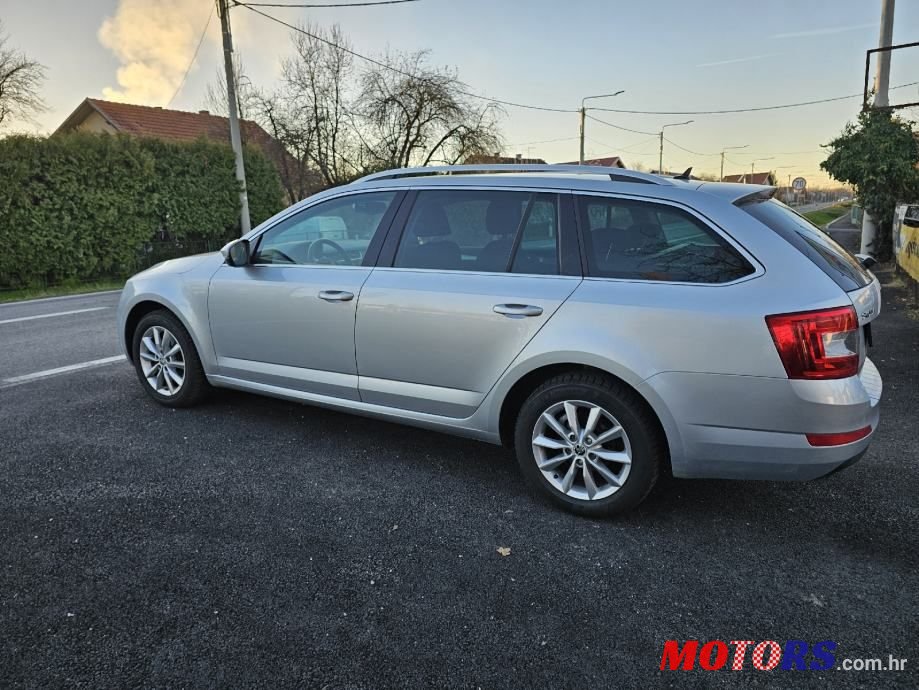 2016' Skoda Octavia Combi photo #4