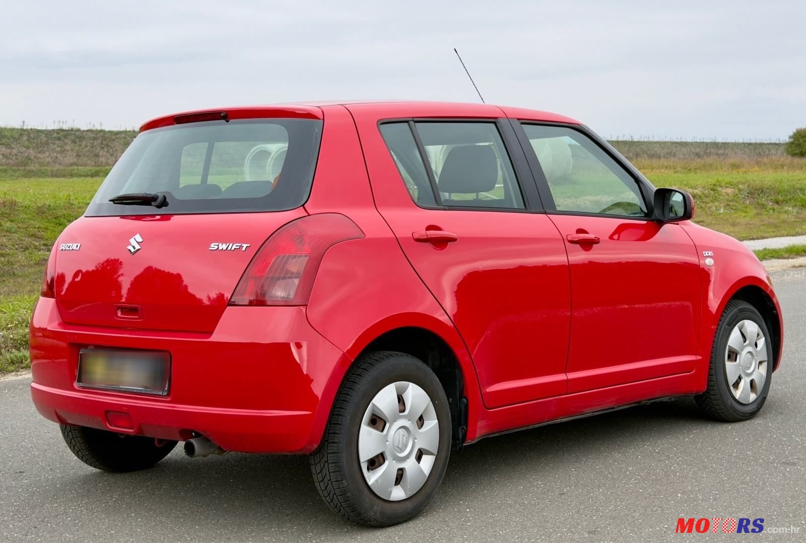 2006' Suzuki Swift 1,3 Glx photo #3