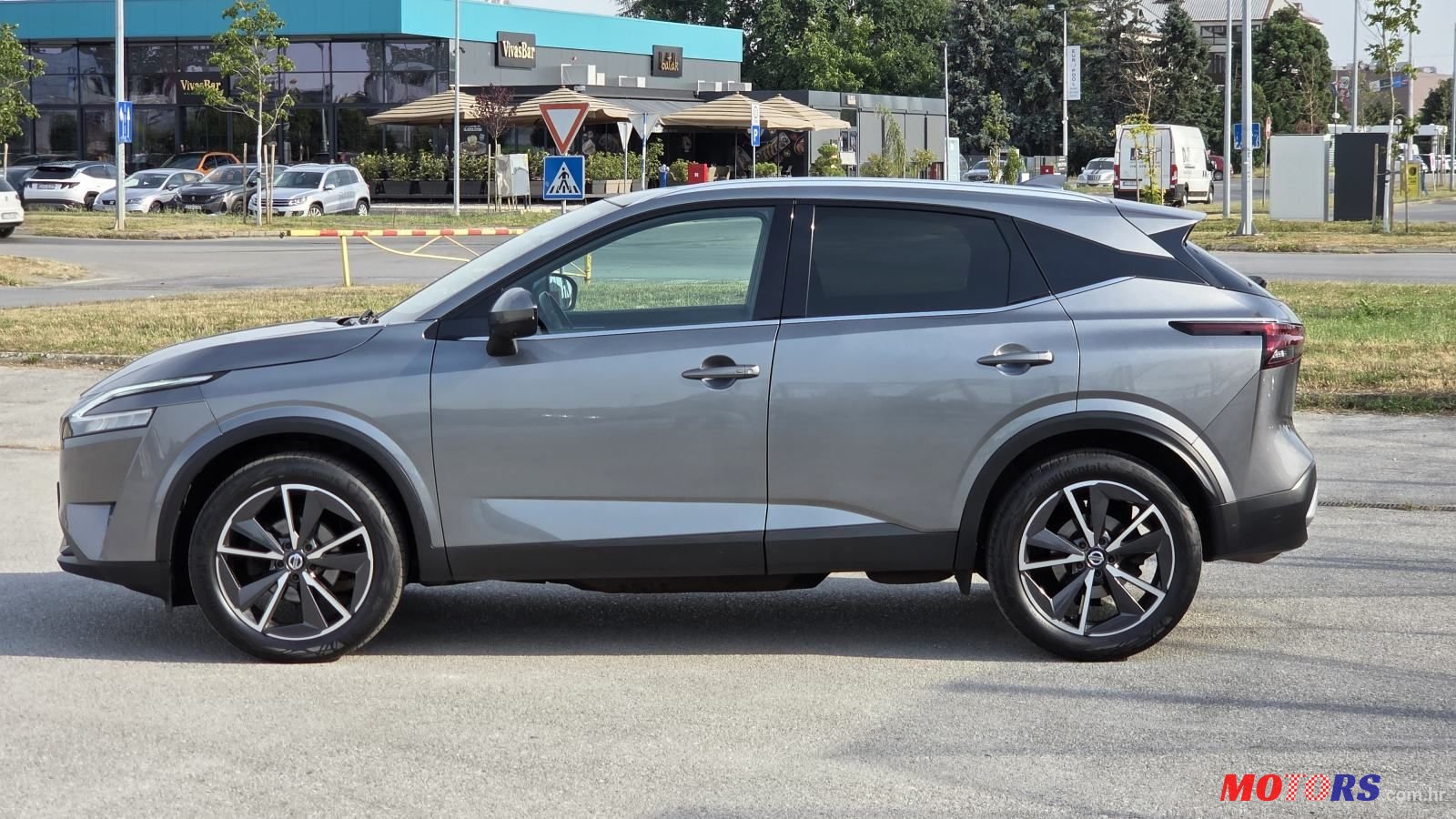 2022' Nissan Qashqai 1.3 photo #3