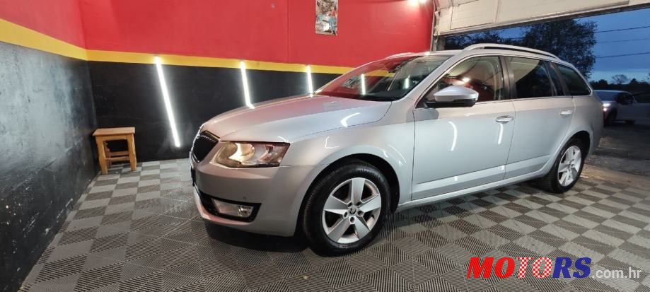 2014' Skoda Octavia Combi photo #5