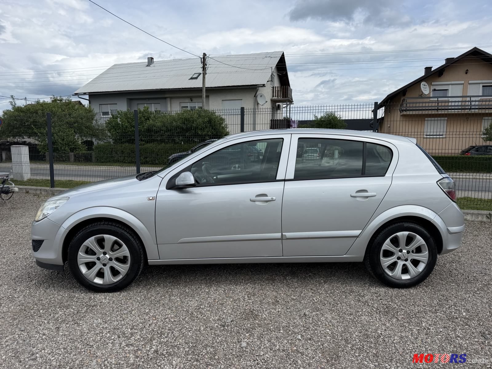 2009' Opel Astra 1,4 photo #1