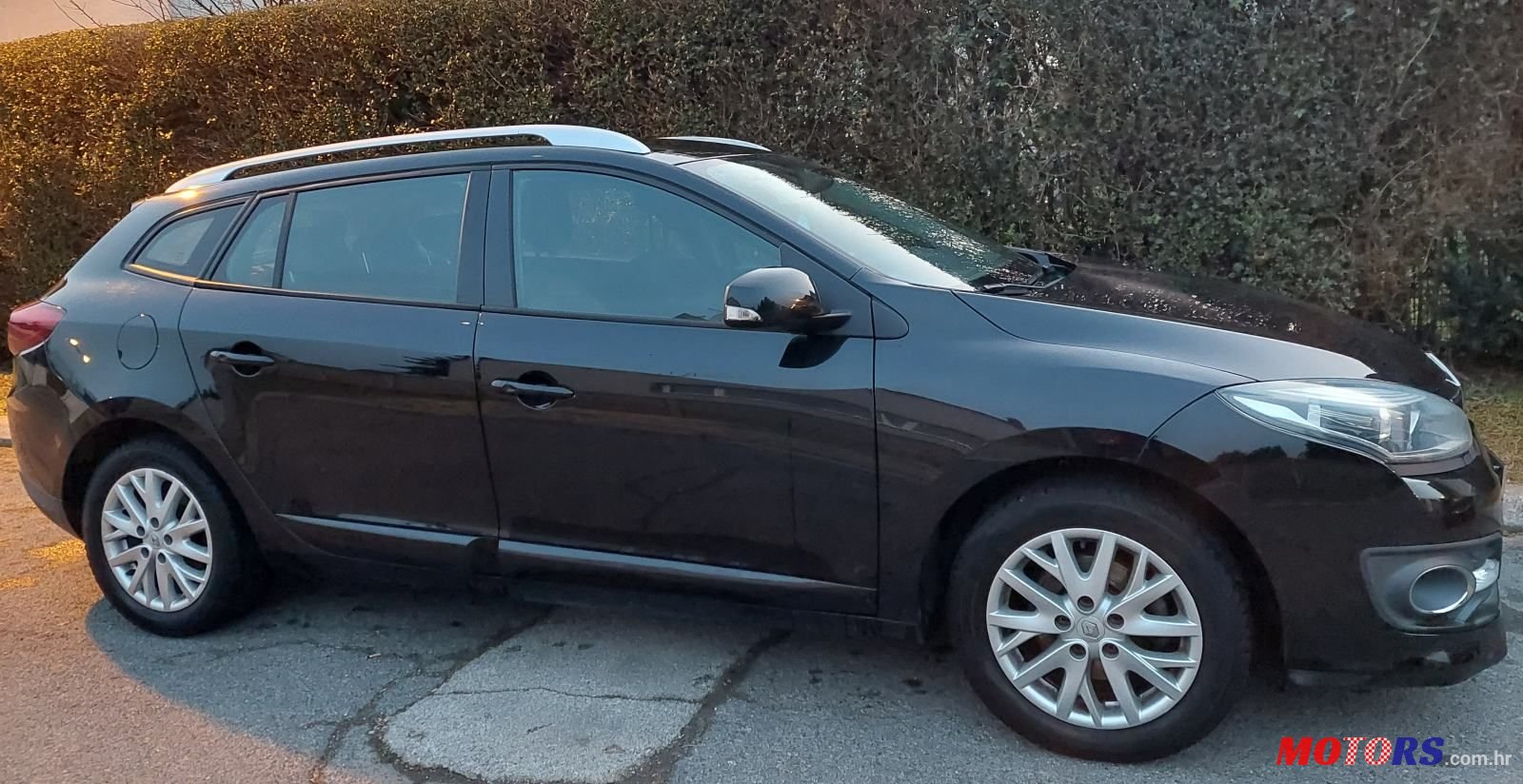 2014' Renault Megane Grandtour Dci photo #3