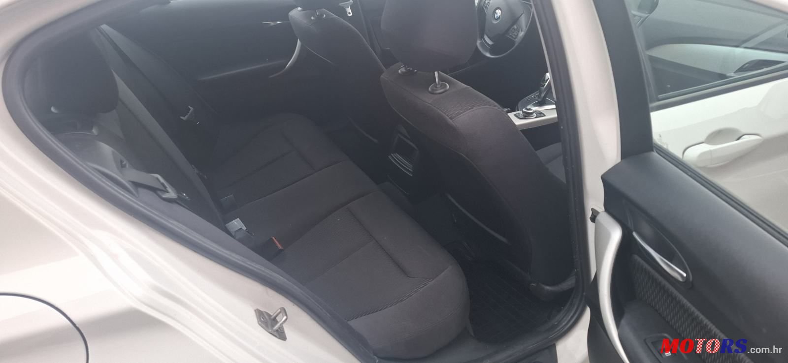 2012' BMW Serija 1 118D photo #4