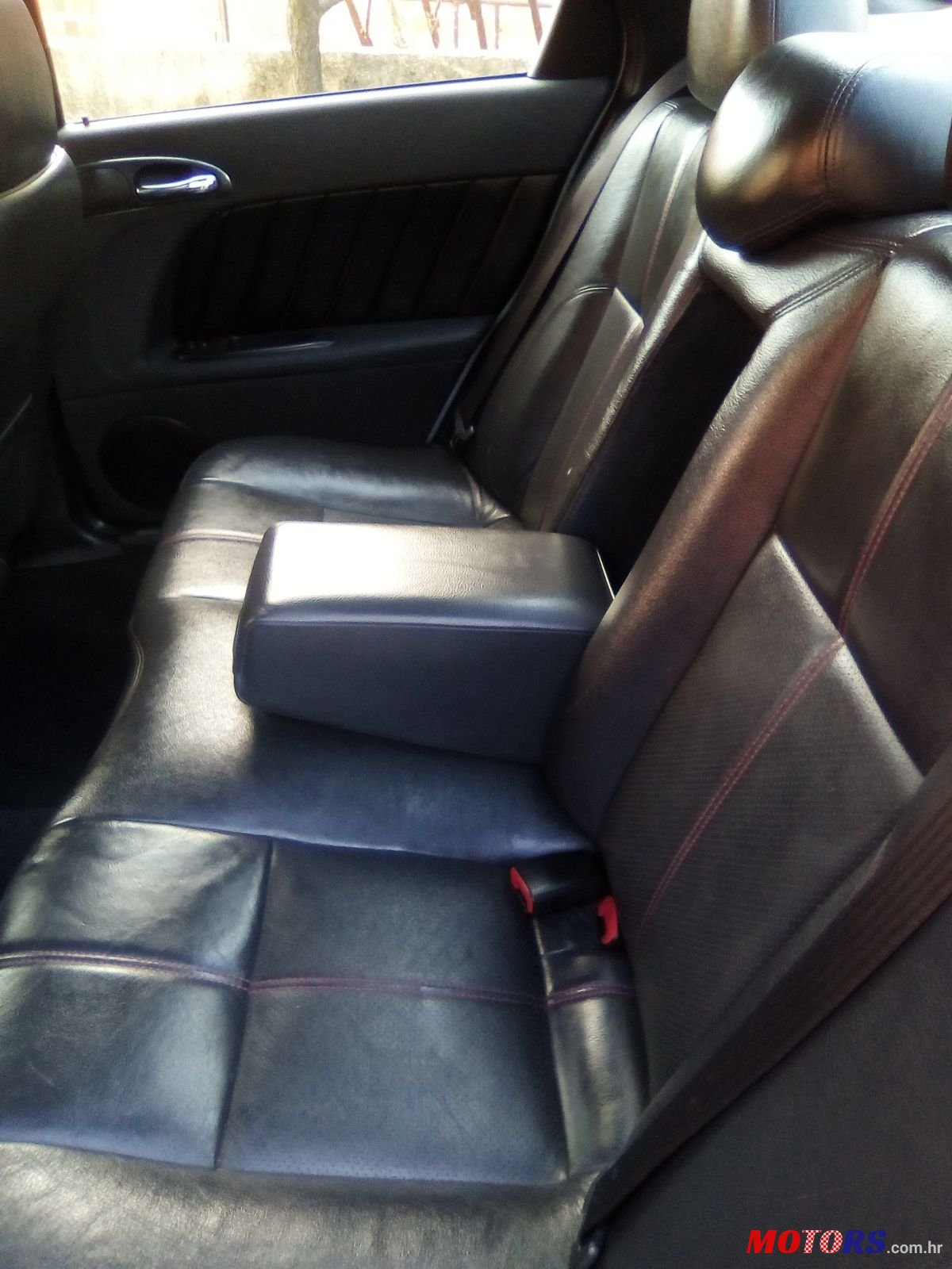 2004' Alfa Romeo 156 TI photo #4