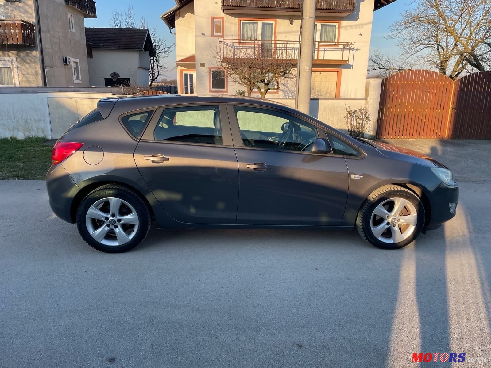 2010' Opel Astra 1,7 Cdti photo #6