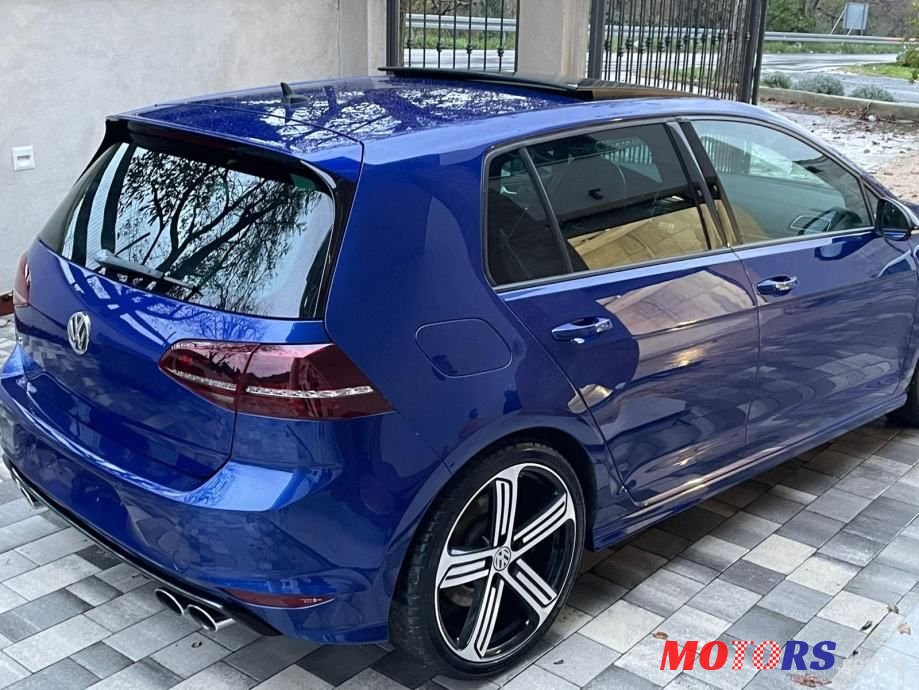 2016' Volkswagen Golf VII Golf R photo #6