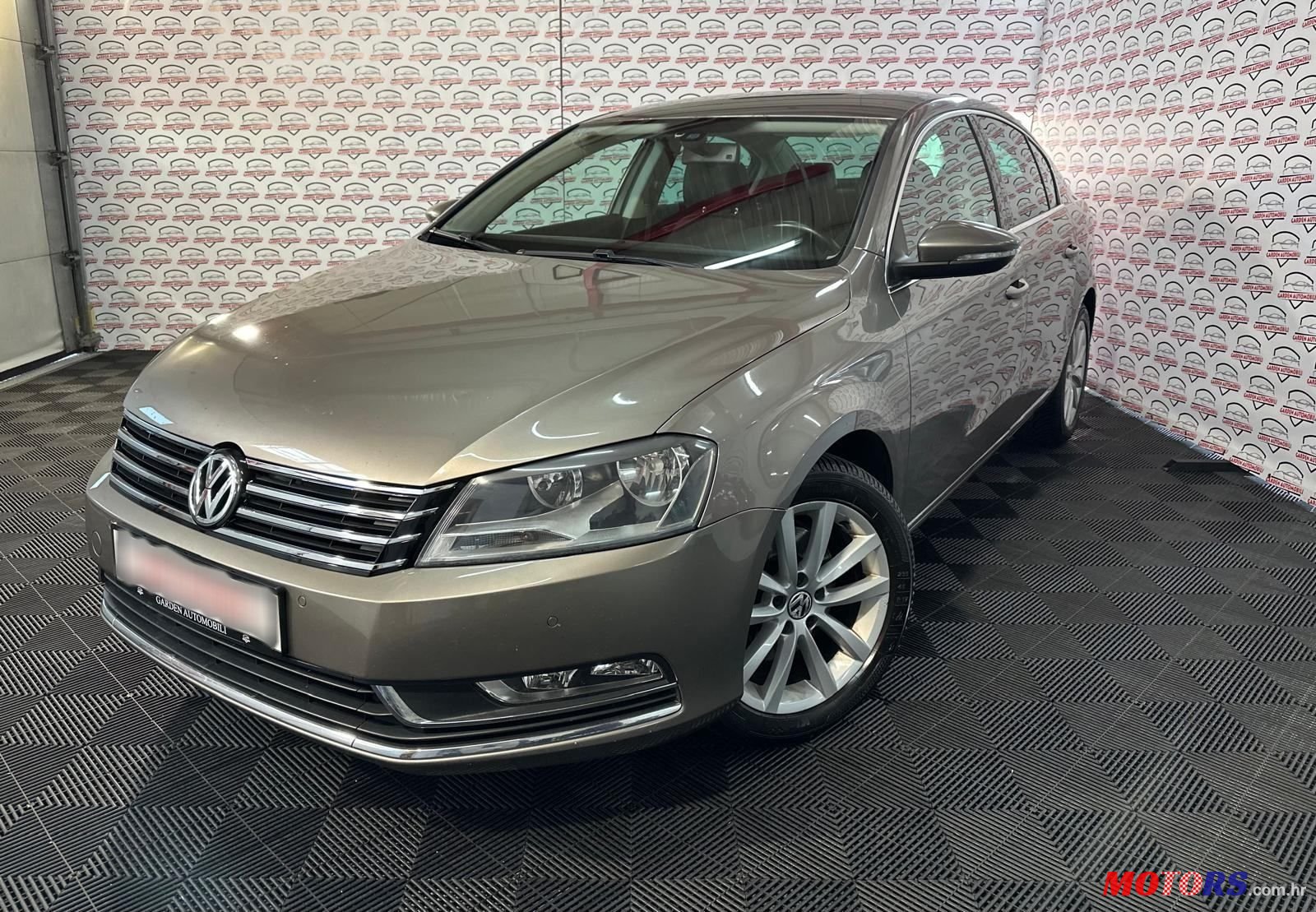 2011' Volkswagen Passat 2,0 Tdi photo #1