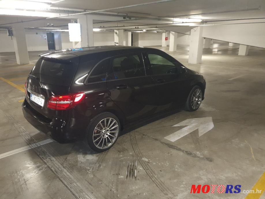2015' Mercedes-Benz B-Klasa 180 Cdi photo #6