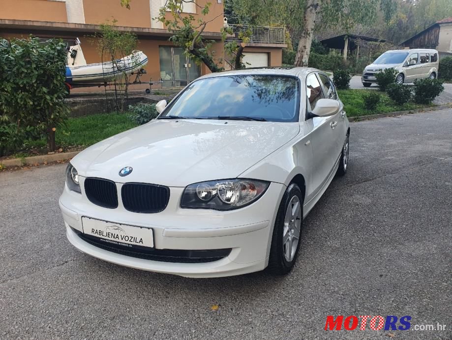 2009' BMW Serija 1 116I photo #1
