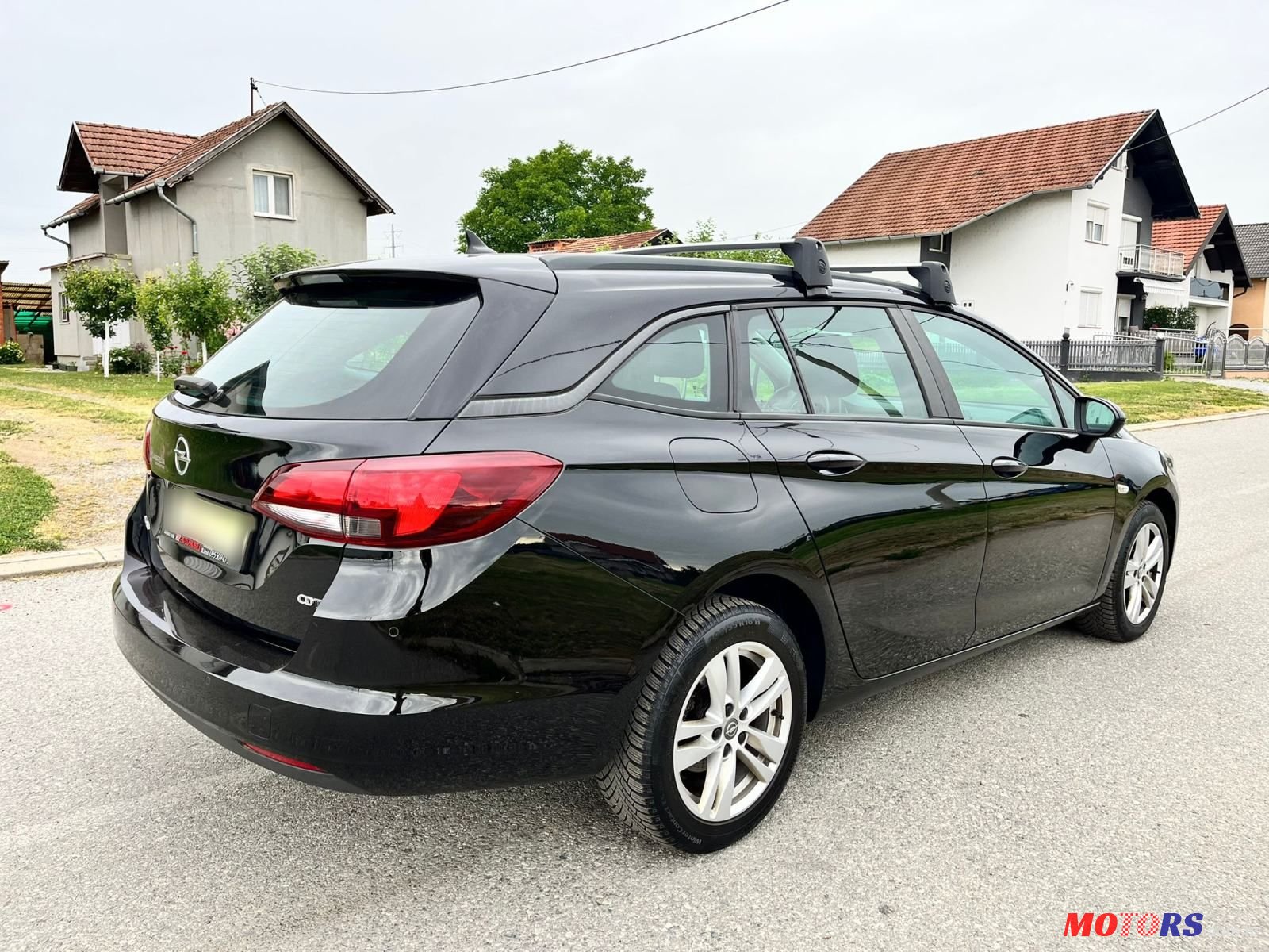2017' Opel Astra Karavan photo #5