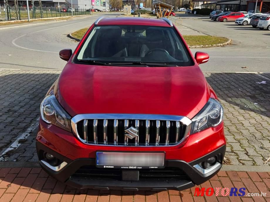 2018' Suzuki SX4 S-Cross 1,0 photo #2