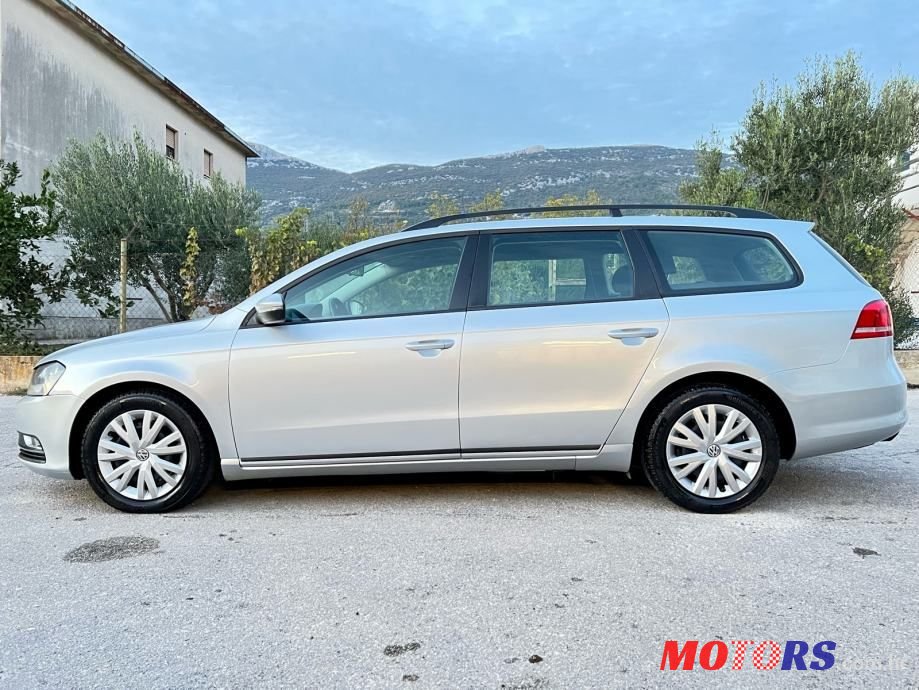 2013' Volkswagen Passat Variant photo #5
