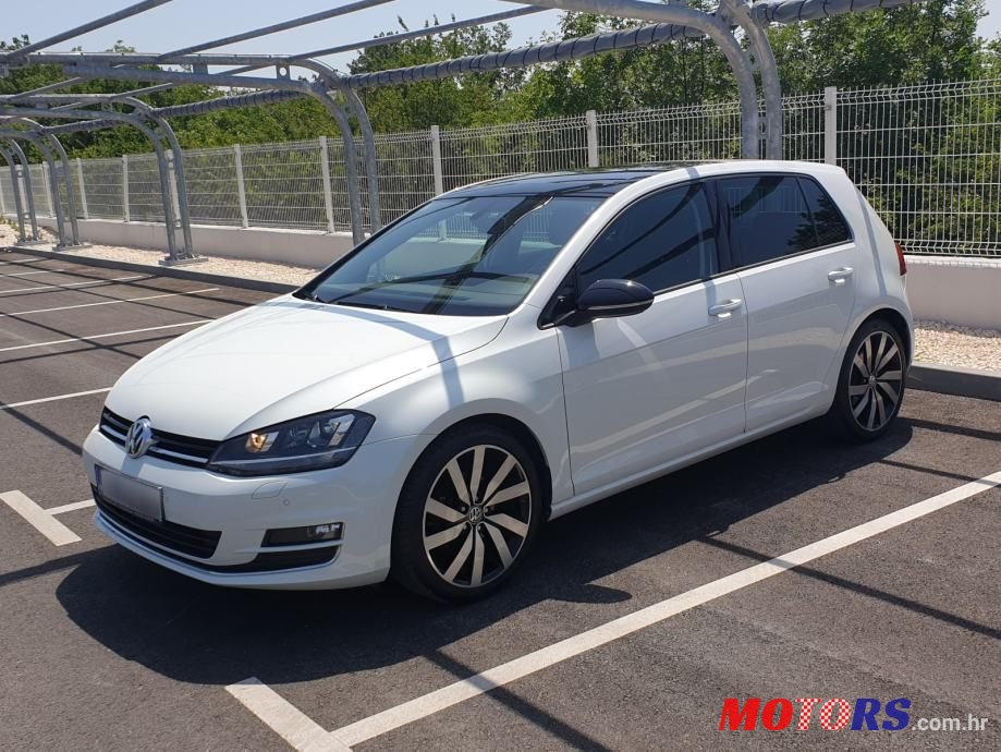 2014' Volkswagen Golf VII 2,0 Tdi Dsg photo #1