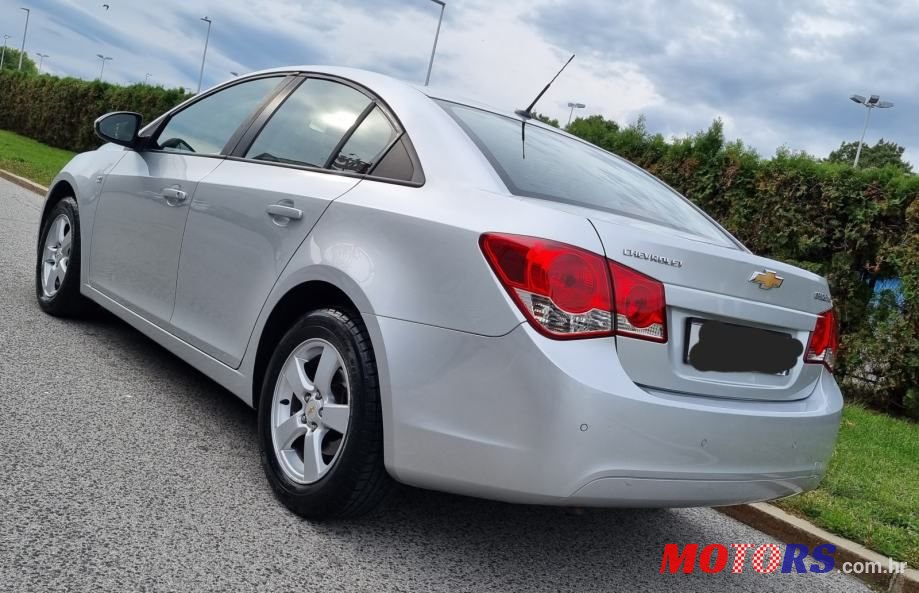 2011' Chevrolet Cruze 1,6 Ls photo #5