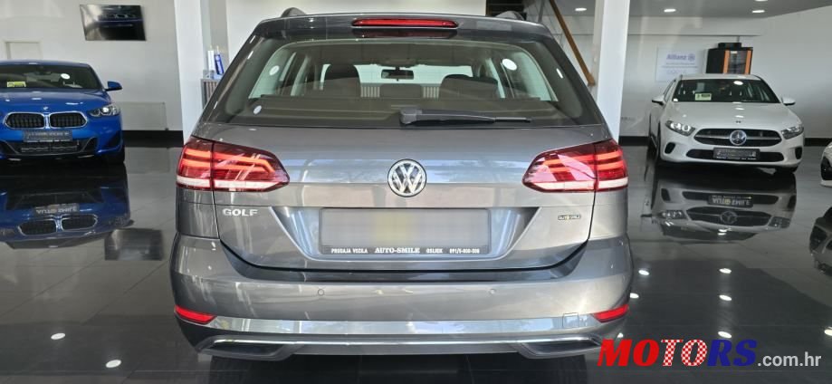 2019' Volkswagen Golf VII Variant photo #5