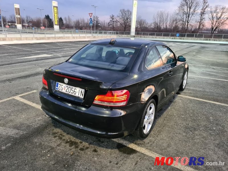 2009' BMW Serija 1 120D photo #5