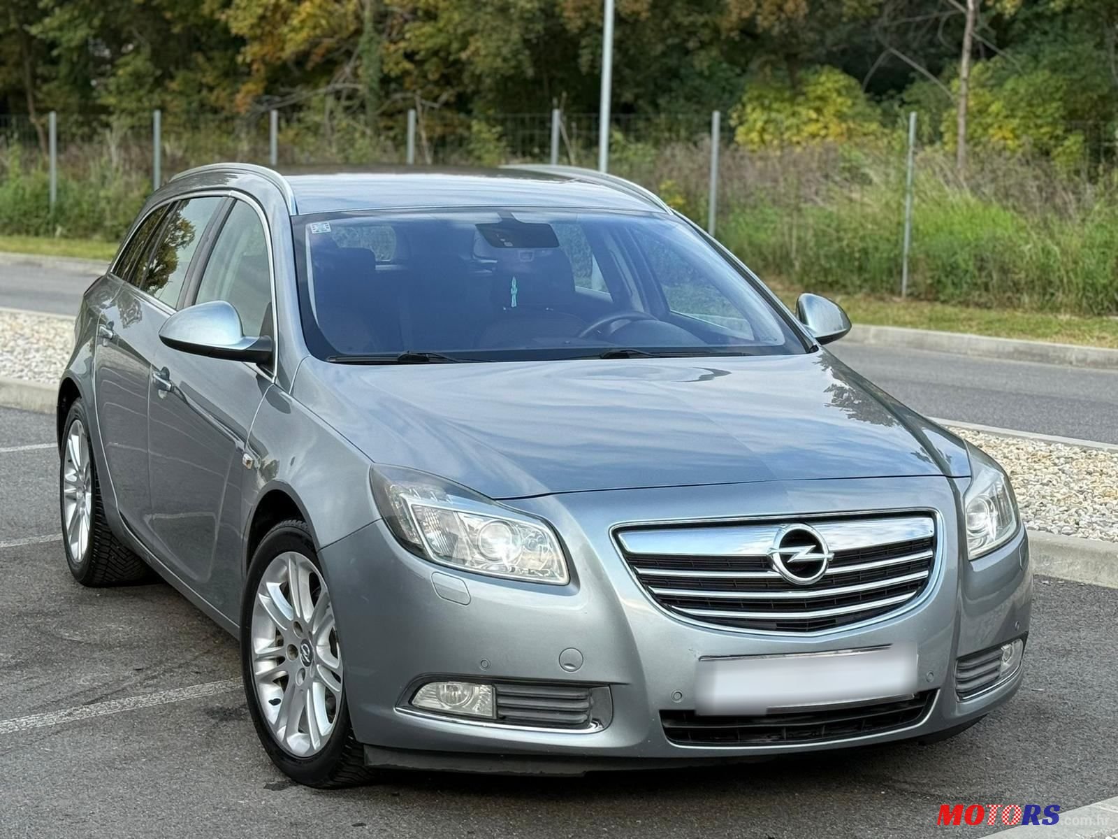 2012' Opel Insignia Karavan photo #1