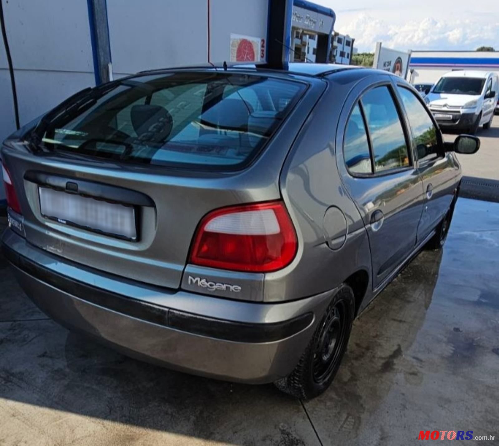 2001' Renault Megane 1,4 16V photo #3