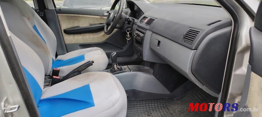 2001' Skoda Fabia 1,4 photo #3