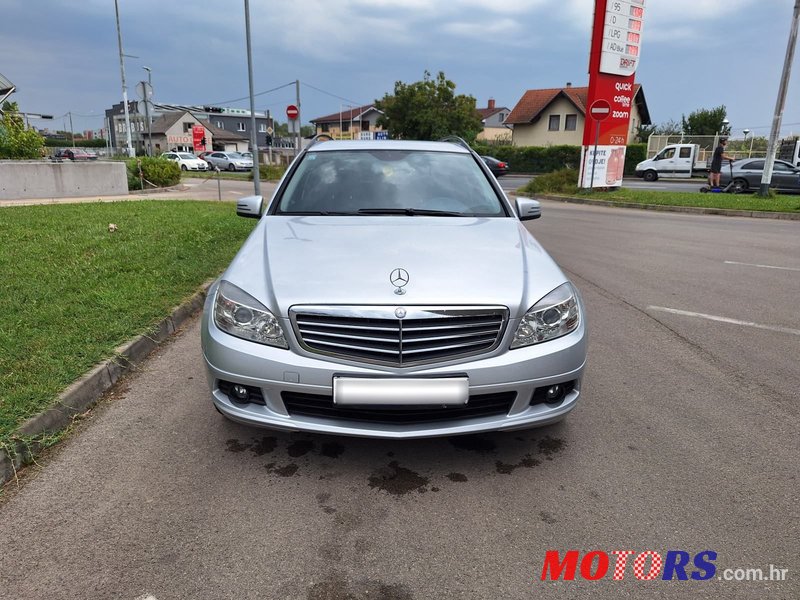 2010' Mercedes-Benz C-Klasa 200 Cdi T photo #2