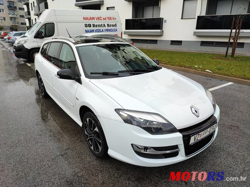 2015' Renault Laguna Grandtour photo #1