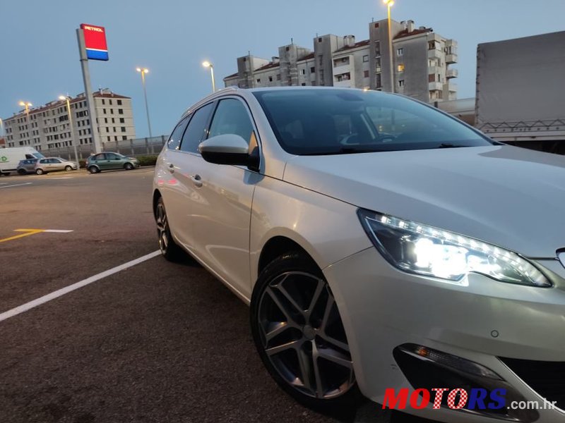 2016' Peugeot 308 Sw photo #3