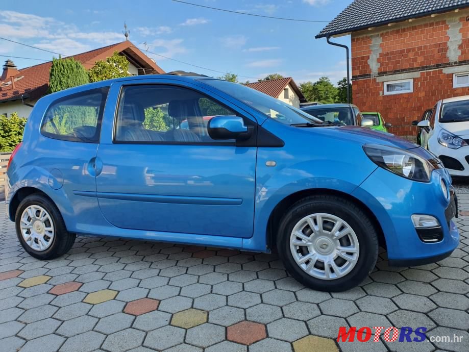 2012' Renault Twingo photo #3