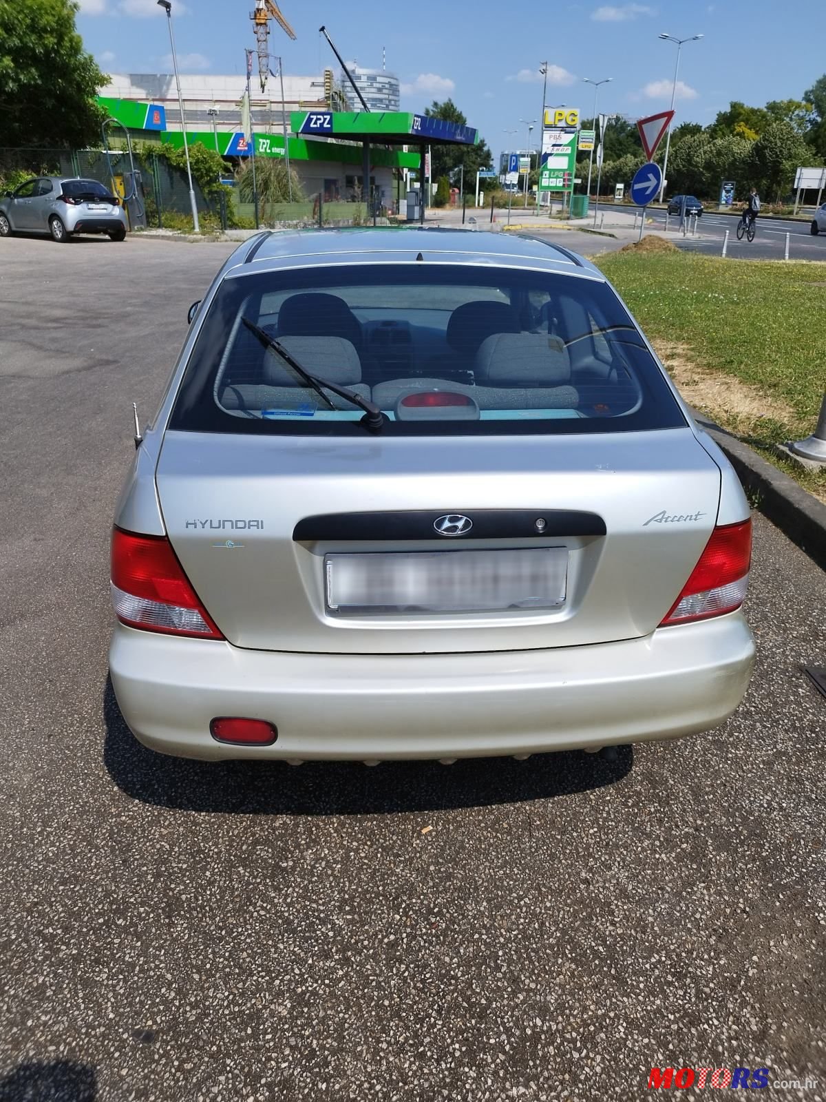 2002' Hyundai Accent 1,3 photo #6