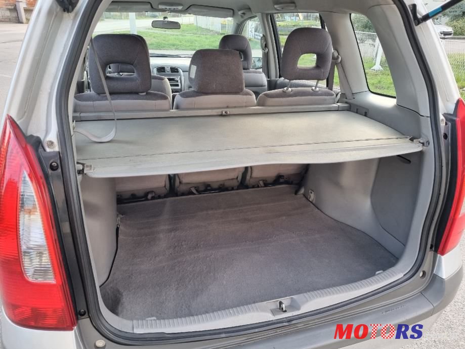 2001' Mazda Premacy 2.0 Ditd photo #6