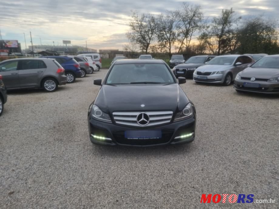 2012' Mercedes-Benz C-Klasa 200 Cdi photo #3