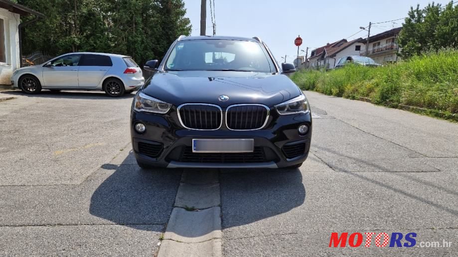 2017' BMW X1 18D photo #2