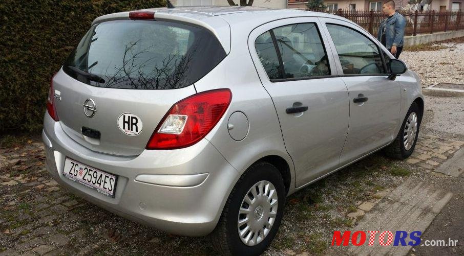 2011' Opel Corsa 1,2 16V photo #2