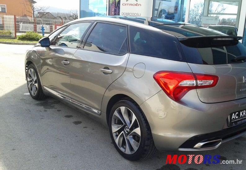 2012' Citroen DS5 2,0 Hdi Sport photo #1