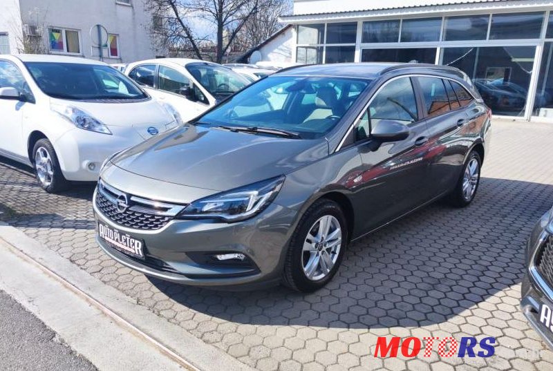 2017' Opel Astra Karavan 1.6 Cdti photo #1