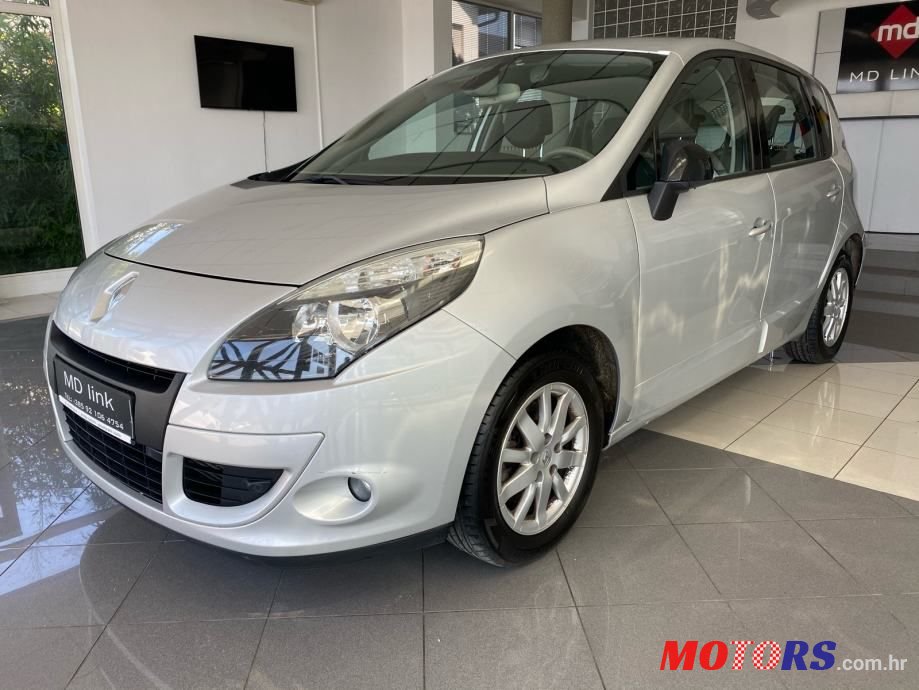 2011' Renault Scenic 1,5 Dci photo #6