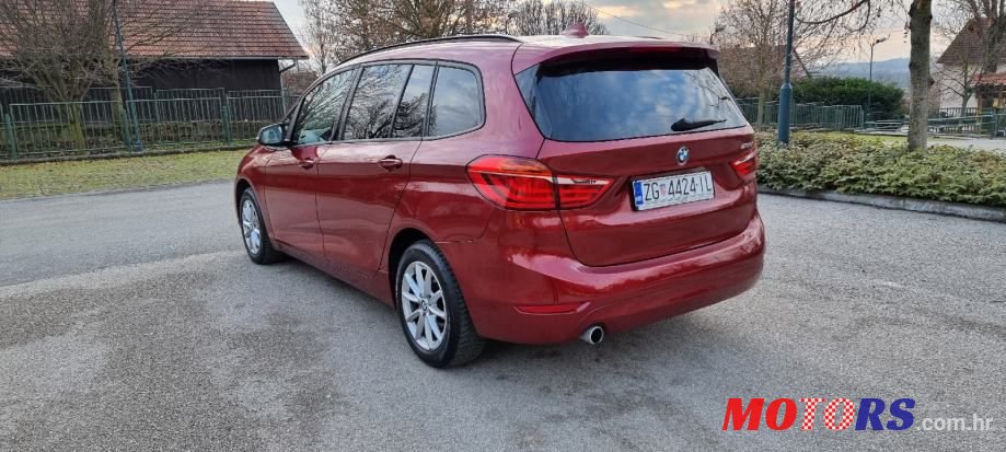 2015' BMW Serija 2 216D photo #3