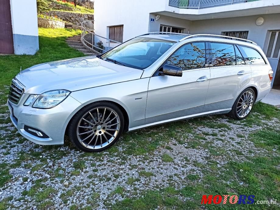 2010' Mercedes-Benz E-Klasa 200 Cdi photo #2