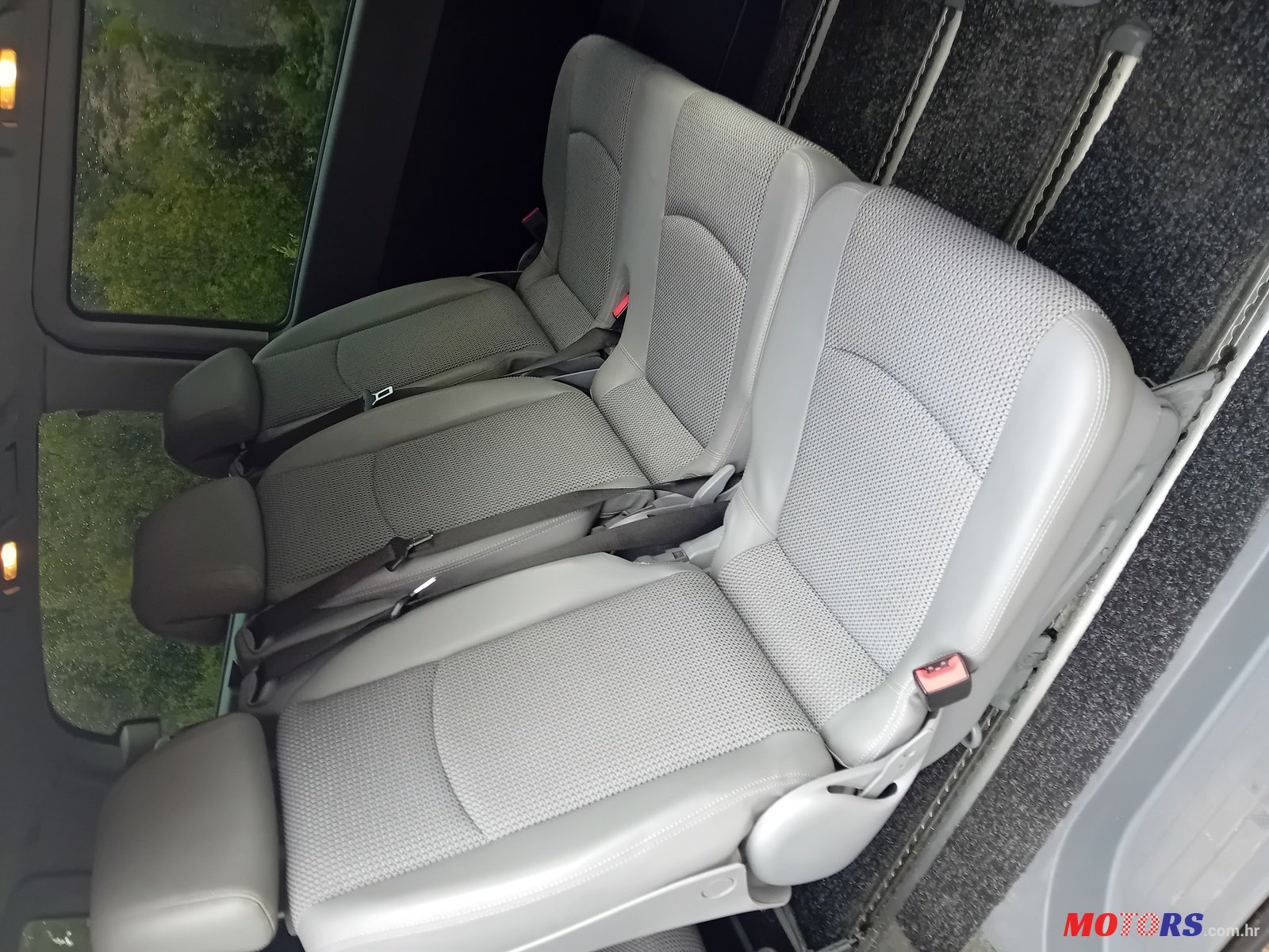 2006' Mercedes-Benz Viano photo #5