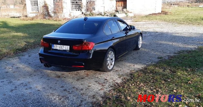 2013' BMW Serija 3 320 D photo #5