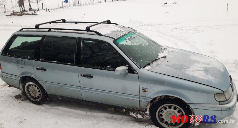 1996' Volkswagen Passat Variant photo #1