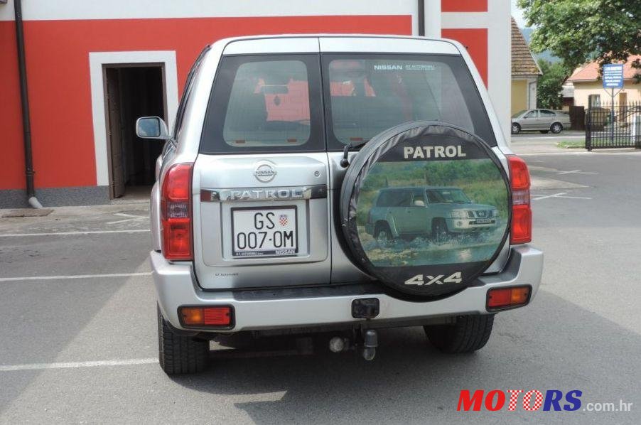 2008' Nissan Patrol 3,0 photo #2
